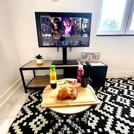 The New-Yorker - Hyper Centre- 2Mn Gare Sncf - Wi-Fi Netflix Gratuit Apartment Ниор Екстериор снимка