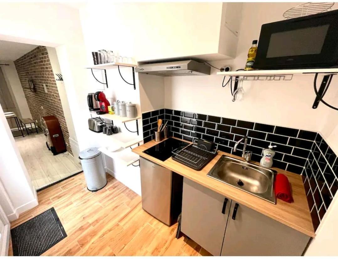 The New-Yorker - Hyper Centre- 2Mn Gare Sncf - Wi-Fi Netflix Gratuit Apartment Ниор Екстериор снимка