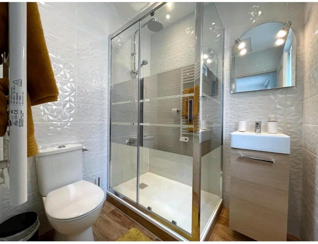 The New-Yorker - Hyper Centre- 2Mn Gare Sncf - Wi-Fi Netflix Gratuit Apartment Ниор Екстериор снимка